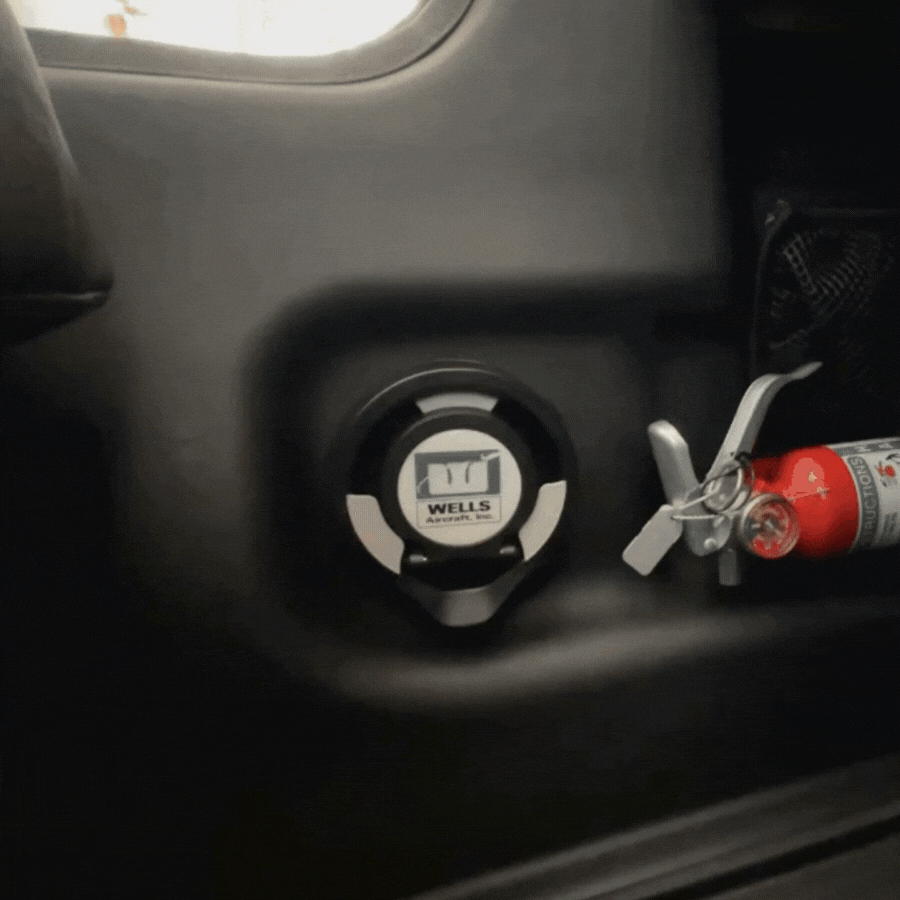 Front Cup Holder Kit w/ Twist Lock Feature